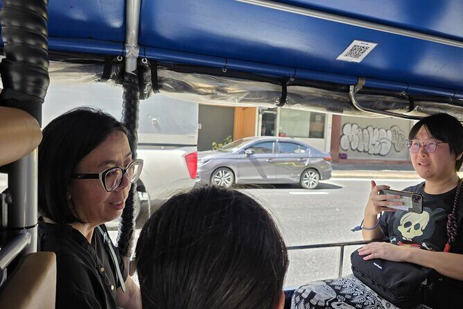 2 Hour Electric Tuk Tuk Cultural Tour of Bangkok - Phra Pok Klao Bridge Sky Garden: 360° views in a short stop