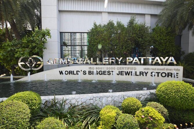 6 Hour Private Selfie City Tour in the Landmark of Pattaya - Stop 4: Pattaya City Sign viewpoint on Khao Pratumnak
