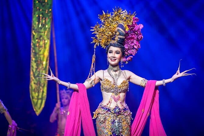 Alcazar Cabaret Show Pattaya V.I.P Ticket - Who This Suits Best: Families, Couples, and Solo Nights