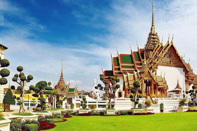 Amazing Bangkok Tour with Grand Palace, Emerald Buddha & Wat Arun - Grand Palace: Where Thai Royal Power Meets European Details