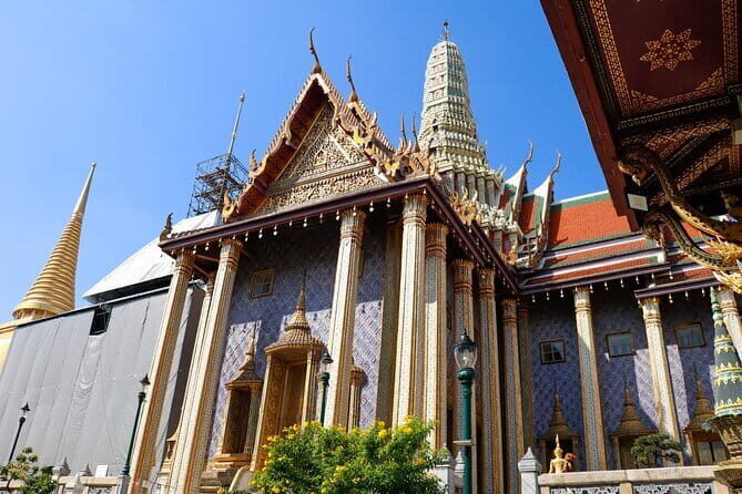 Angkor Wat 2-Day Tour from Bangkok - Angkor Thom highlights: South Gate, Bayon, and Ta Prohm’s tree roots