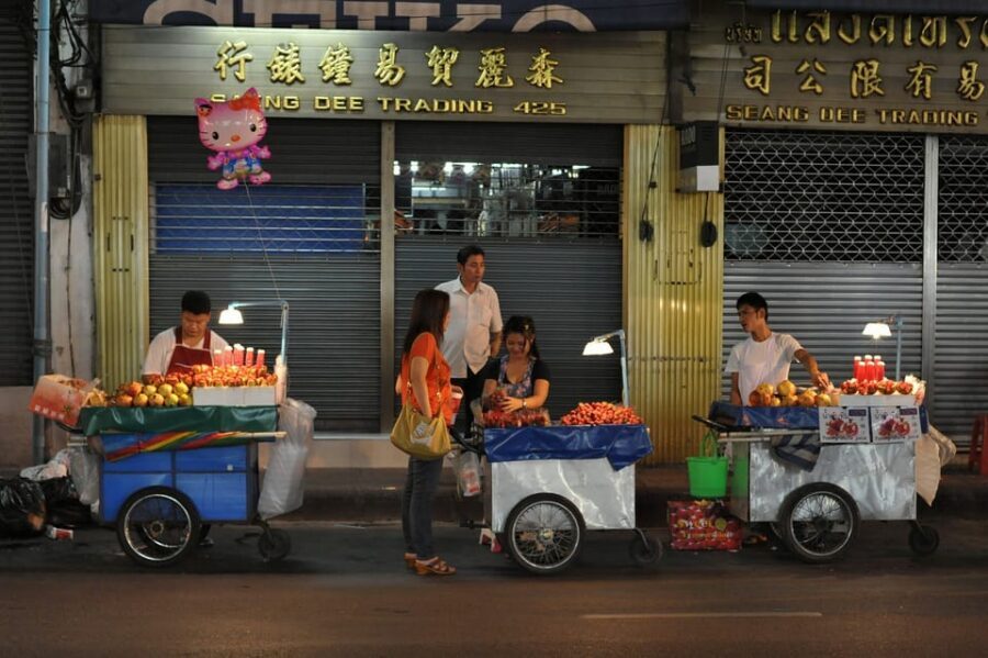 Authentic Street Food Tour in Chinatown I Bangkok - The Itinerary in Plain English: 19:15 to 20:30