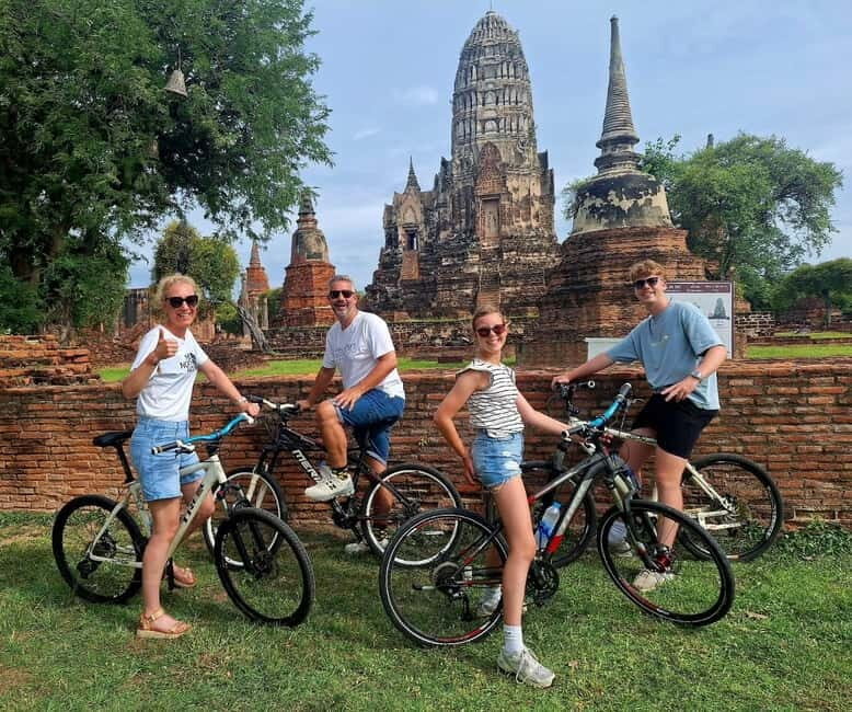 Ayutthaya: Colorful Slow Life Bicycle Tour with local guide. - Wat Maenang Pluem monk blessing (or Wat Na Phra Meru) and the “why” behind it