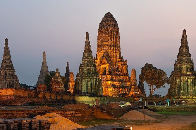 Ayutthaya Famous Temple & Scenic Boat Tour From Train Station - Wat Mahathat: the banyan-root Buddha head stop that anchors the whole visit