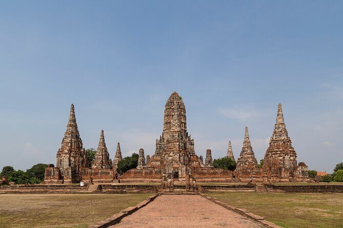 Ayutthaya Famous Temple & Scenic Boat Tour From Train Station - What to pack for temple rules and a Chao Phraya day