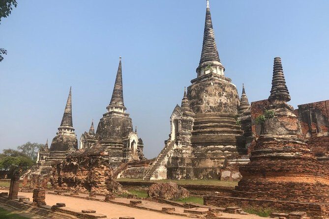 Ayutthaya One Day Tour go by Coach - back by River Cruise - Grand Pearl Cruise - Phra Mongkhon Bophit: The Gilded Buddha Moment Before Lunch