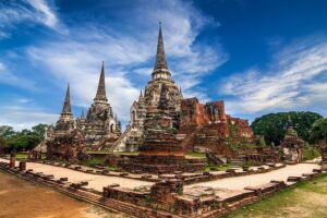 Ayutthaya UNESCO Temples Group Tour with Lunch - Wat Lokayasutharam: the 42-meter reclining Buddha stop