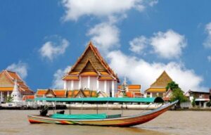 Bangkok: 2-Hour Canal Tour by Teak Boat - Setting Sail From River City Bangkok (And Why This Location Matters)