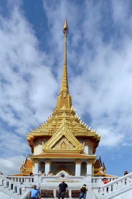 Bangkok: 2 Temple Tour (Golden Buddha + Marble Temple) - Golden Buddha at Wat Traimit: why this 5.5-ton statue draws a crowd