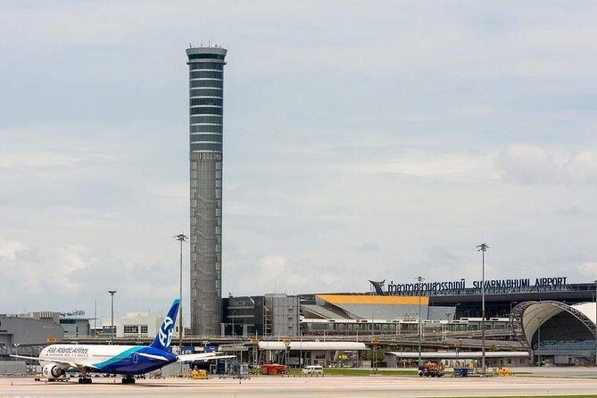 Bangkok Airport to Bangkok Hotel Arrival Transfer - Entering Bangkok Arrival Mode: Where to Meet Your Driver