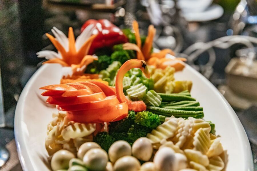 Bangkok: Alangka Luxury Buffet Dinner Cruise With Live Music - Comfort and Practical Tips That Make a Difference