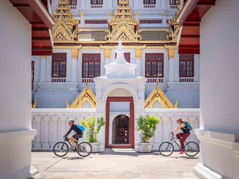 Bangkok: Backstreets and Historic Temples Bike Tour - Starting at Discova near MRT Sam Yot: How the tour really feels