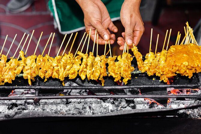 Bangkok Backstreets Food Tour with 15+ Tastings - Why Yaowarat Backstreets Beat Big-Group Food Stops
