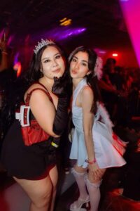 Bangkok: Bar and Club Crawl - Meeting Point: Use WhatsApp and Arrive Ready