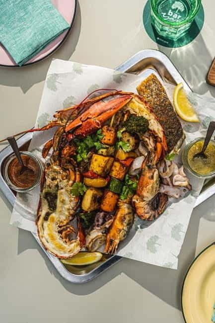 Bangkok: Bar.Yard Rooftop Bar Kimpton Maa-Lai F&B Packages - Atmosphere and crowd energy: ideal for dates, hangouts, and celebrations