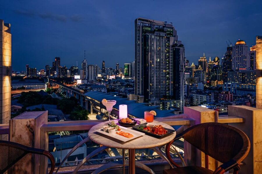 Bangkok: Barracuda Rooftop Bar Akara Hotel - Price and value: $32 for views plus drinks plus food