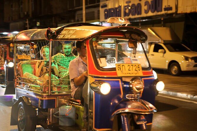 Bangkok Best Midnight Food Tour by Tuk Tuk - Getting started at Sam Yan MRT (and why the 7:00 pm time works)