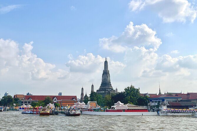 Bangkok: Boat Bliss Riverside Cruise Tour and Wat Arun Visit - Chao Phraya first: why this boat route is the fast lane to Bangkok