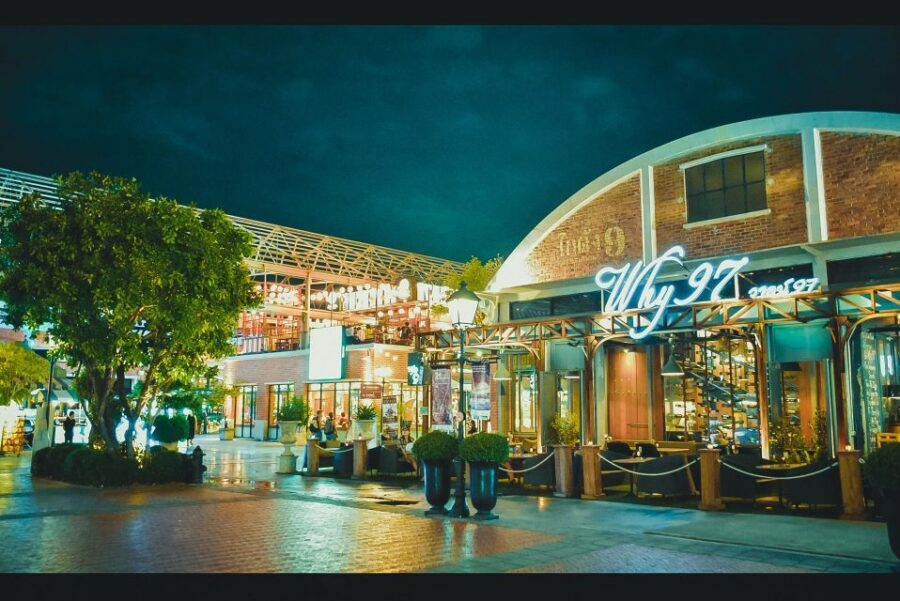 Bangkok: Calypso Cabaret Show with Hotel Transfer - Should You Book This Calypso Cabaret Show with Hotel Transfer?