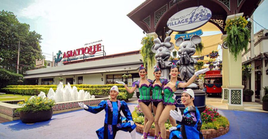 Bangkok: Calypso Cabaret Show with Hotel Transfer - 45 Minutes of Entertainment: The 16 Lip-Sync Acts and Staging