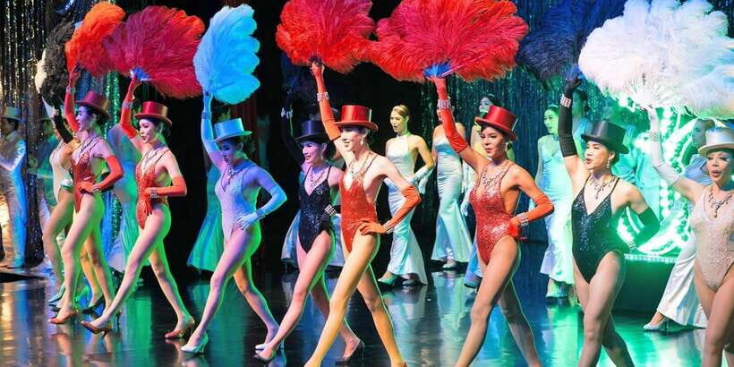 Bangkok: Calypso Cabaret Show with Thai Set Dinner - The 50-Minute Calypso Cabaret Show: Music, Comedy, and Big Stage Polish