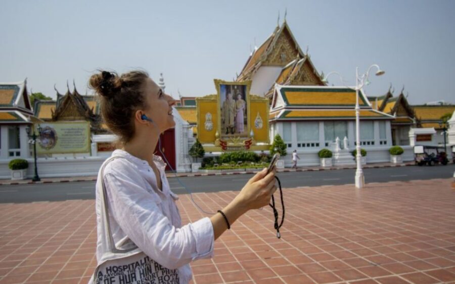 Bangkok: Chinatown Night Walking Tour and Hop On Hop Off Bus - Vox City app and self-guided walking routes: make the ticket last