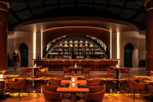 Bangkok: Cielo Sky Bar & Restaurant Rooftop - The 90 minutes: how the evening timing usually works