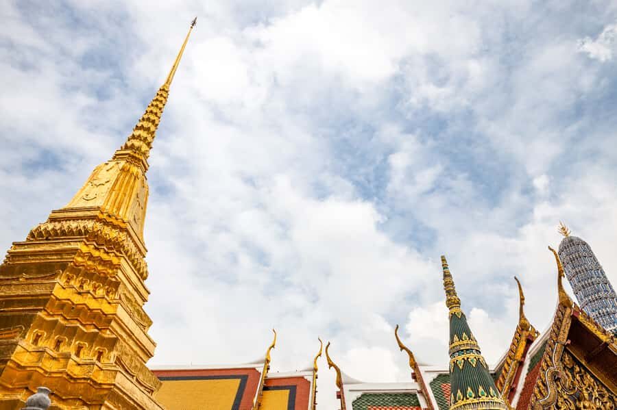 Bangkok: City Highlights Temple and Market Walking Tour - Value check: is $42 really fair for four temple icons?