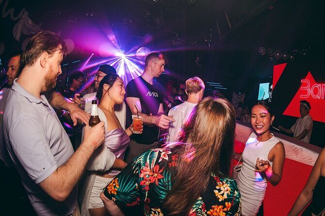 Bangkok Club Crawl: Explore, Connect and Party Worldwide - Meeting point and timing: the 9:30 pm start that saves your night