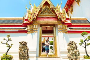 Bangkok Cultural Experience - Wat Arun (Temple of Dawn): Architecture You Can Appreciate Without “Temple School”