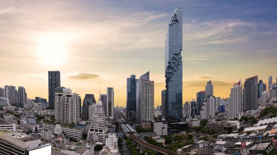 Bangkok: Damnoen Saduak, Train Market & Mahanakhon Day Trip - Damnoen Saduak Floating Market: the canal ride to the shopfronts