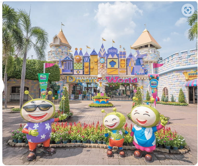 Bangkok: Dream World Unlimited Ride Ticket with Lunch - What to pack: small choices that prevent a big headache