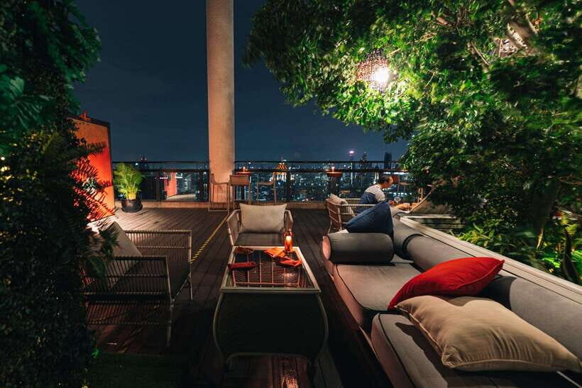 Bangkok: Enjoy Fine Thai Food with Panoramic Rooftop Views - Key Things To Know About Saffron Sky Garden Rooftop