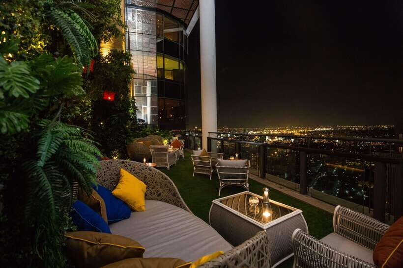 Bangkok: Enjoy Fine Thai Food with Panoramic Rooftop Views - Dress Code and Comfort Rules: Small Things That Prevent Big Annoyances