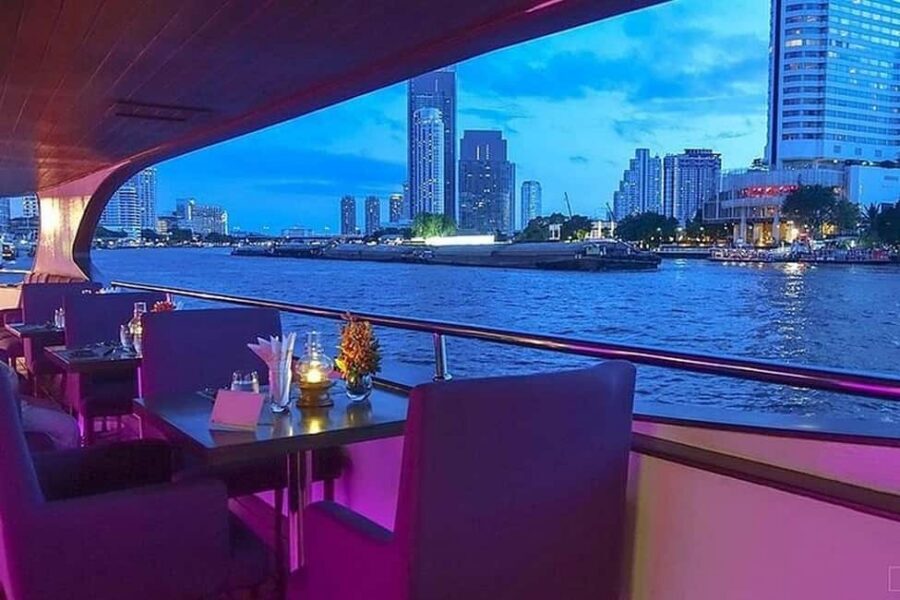 Bangkok: Evening Dinner Cruise with Live Music Chao Phraya - How This 2-Hour Chao Phraya Dinner Cruise Really Feels