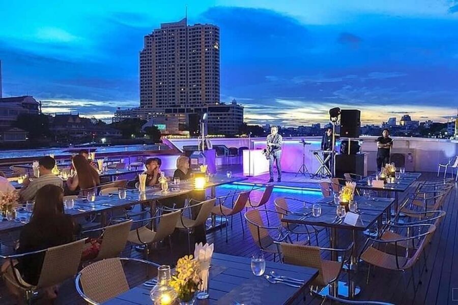 Bangkok: Evening Dinner Cruise with Live Music Chao Phraya - Who This Cruise Suits Best (And Who Might Feel It’s Not Enough)