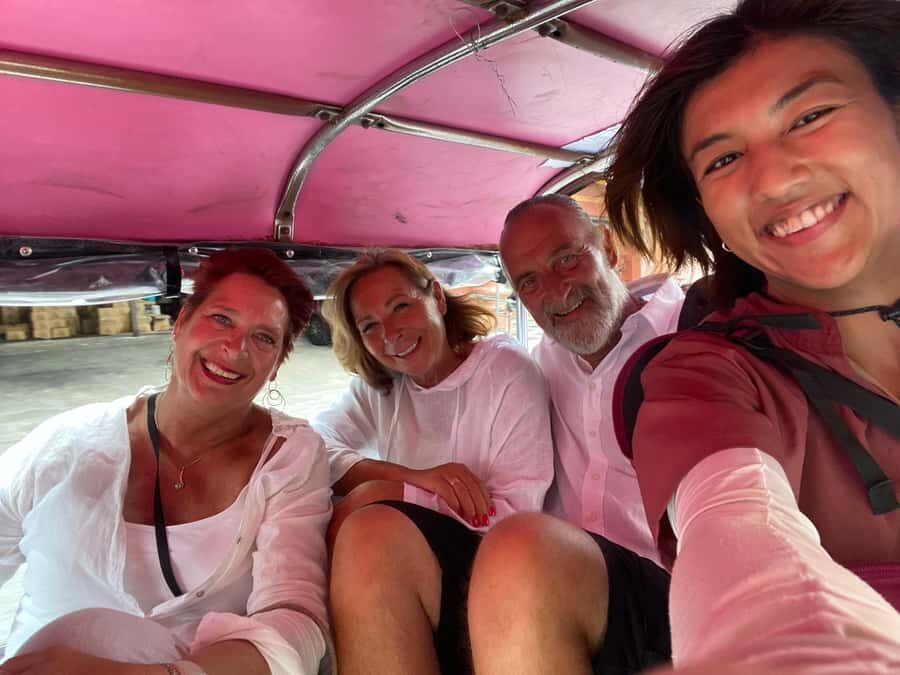 Bangkok: explore Wat Pho + tuk tuk sightseeing - Key stops on the ride: Phra Sumen Fort, Khao San Road, and the Grand Palace