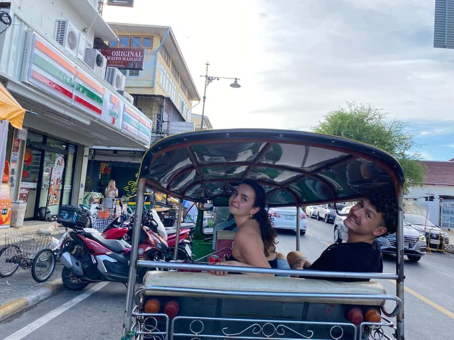 Bangkok: explore Wat Pho + tuk tuk sightseeing - Should you book this tuk tuk + Wat Pho tour?
