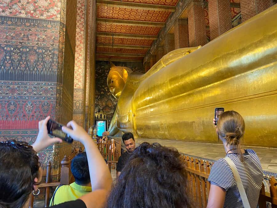 Bangkok: explore Wat Pho + tuk tuk sightseeing - The tuk tuk Old Town loop: seeing big sights without the hassle