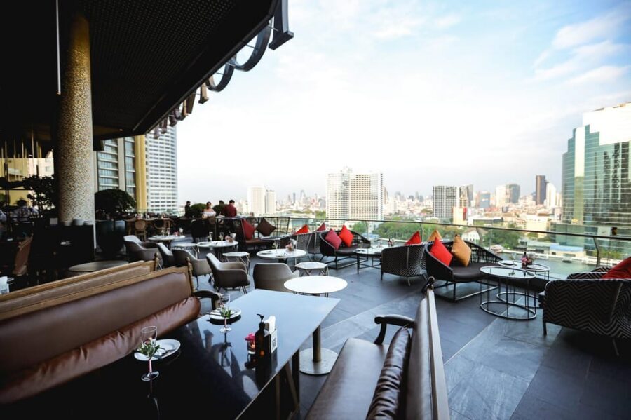 Bangkok: Fallabella River Front Iconsiam - Service and ambiance: why it feels smooth