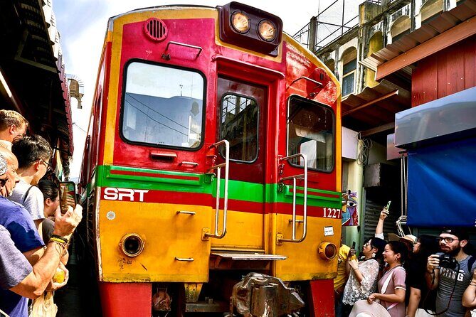 Bangkok: Floating Market & Train Market with Train/Boat ride - Getting to the Markets from MBK Center (and Why the Timing Matters)
