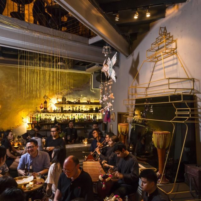 Bangkok: Guided Bar Hopping Night Tour with Private Option - Ba Hao (50 minutes): Chinese-inspired drinks plus street-food friendly pairing