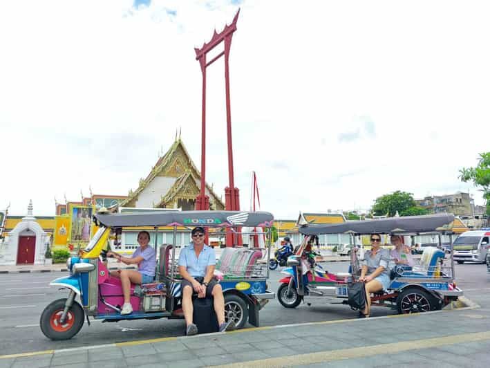 Bangkok: Guided Tour in a Typical Thai Tuk-Tuk - Key things you’ll notice on this tour