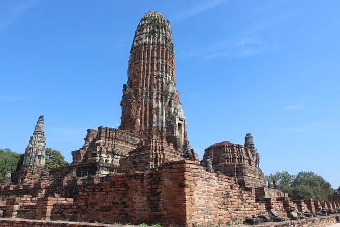 Bangkok Half Day Guided Tour: Grand Palace, Wat Arun & Wat Pho - Pak Khlong Flower Talat: a break that feels local