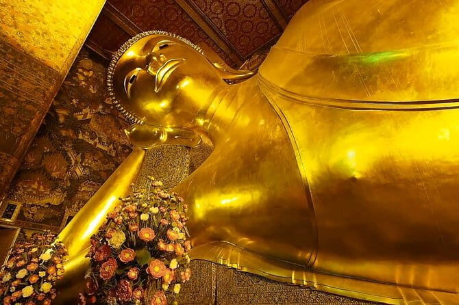 Bangkok Half Day Guided Tour: Grand Palace, Wat Arun & Wat Pho - Getting started: where to meet and how to find your guide