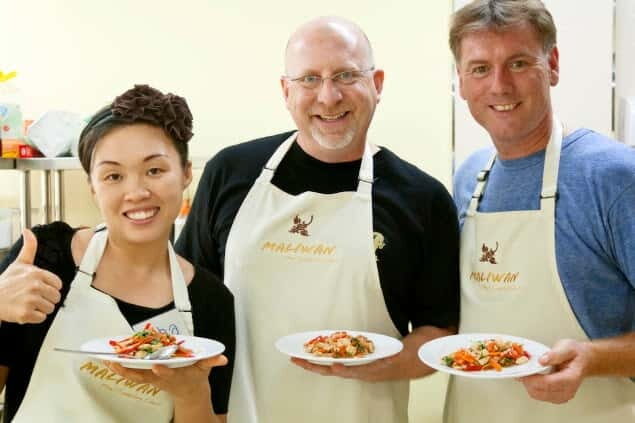 Bangkok: Maliwan Thai Cooking Class with Market Tour - Why the Price Feels Fair for What You Get