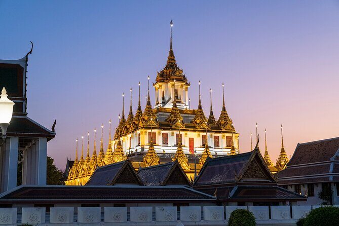Bangkok: Michelin Street Eats by Tuk-Tuk Guided Food Tour - Pak Khlong Talat after dark: flowers, lotus folding, and a different Bangkok mood