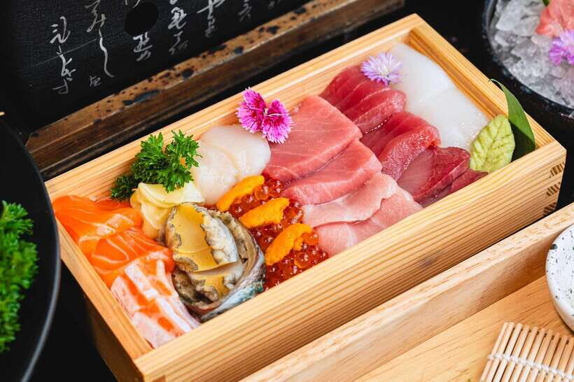 Bangkok: NAMA Japanese and Seafood Buffet Dinner - Wagyu beef and Japanese hot dishes: meat lovers are covered