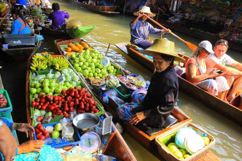 Bangkok: Railway and Floating Market Tour with Dragon Temple - Damnoen Saduak by Boat: Canal Life and Street Food on the Water