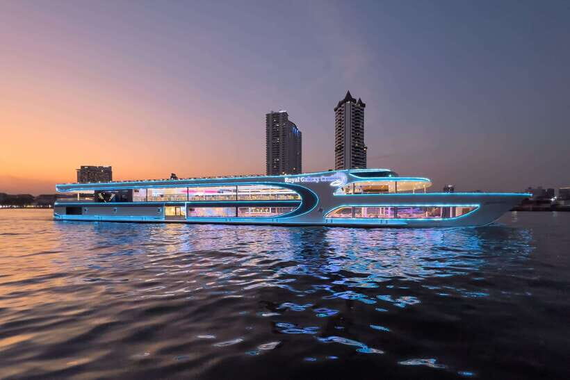 Bangkok: Royal Galaxy Dinner Cruise with Siam Fantasy Show - Is the value worth it at around $46 per person?